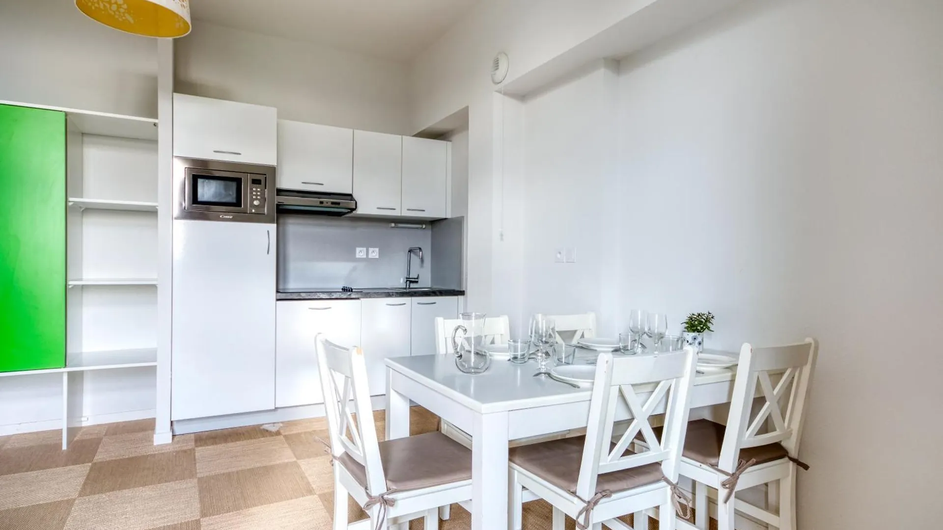 Kergonano - Parking Prive Et Piscine Apartment Baden