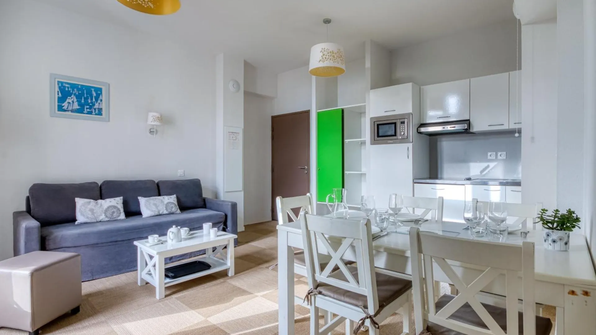 Kergonano - Parking Prive Et Piscine Apartment Baden 0*,